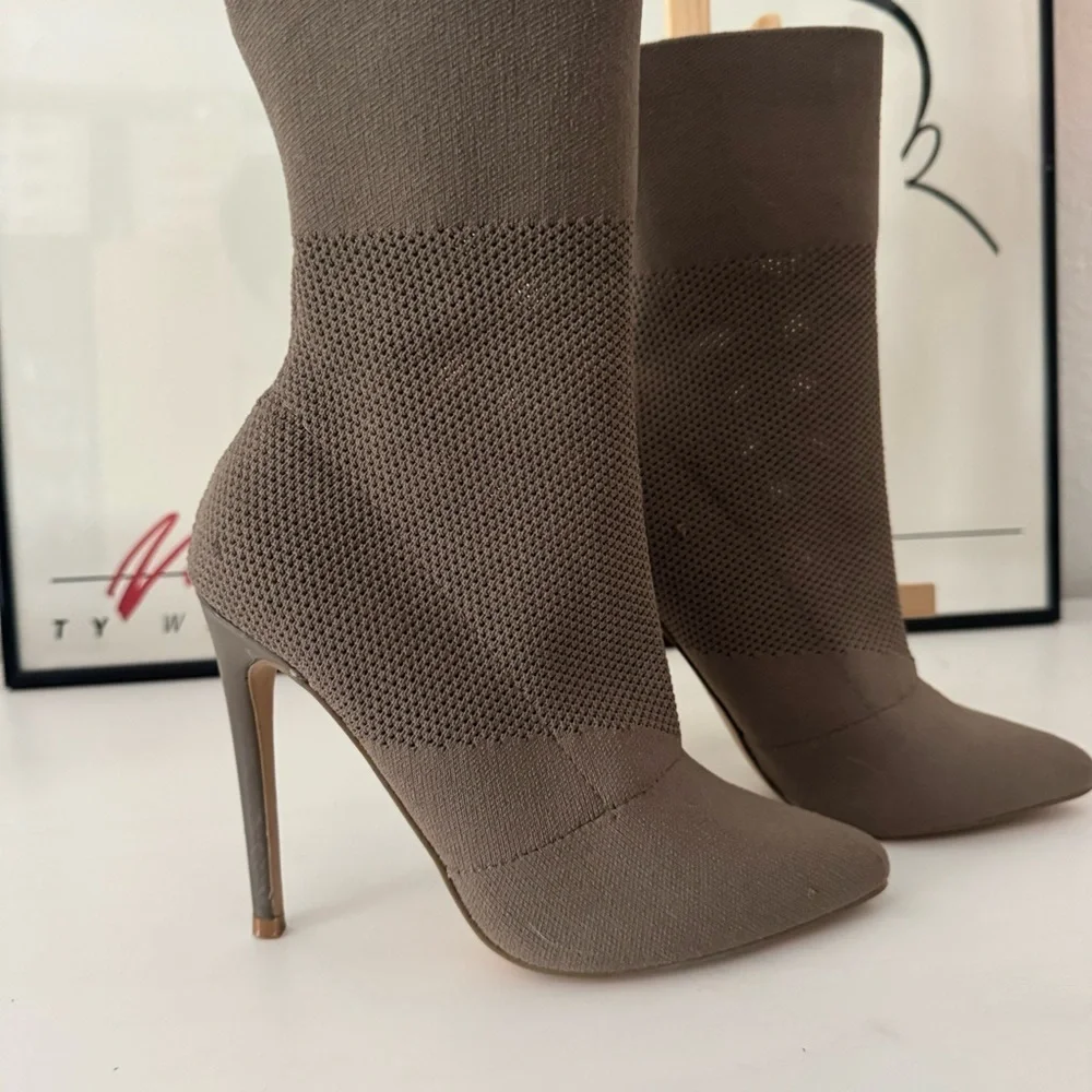 Steve Madden Century Women's Brown Tan Boots Size 6